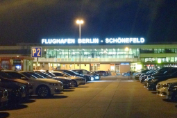Airport-Berlin-Schoenefeld-IMG_7652.png